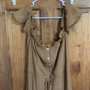 Boutique size M camel dress NWT